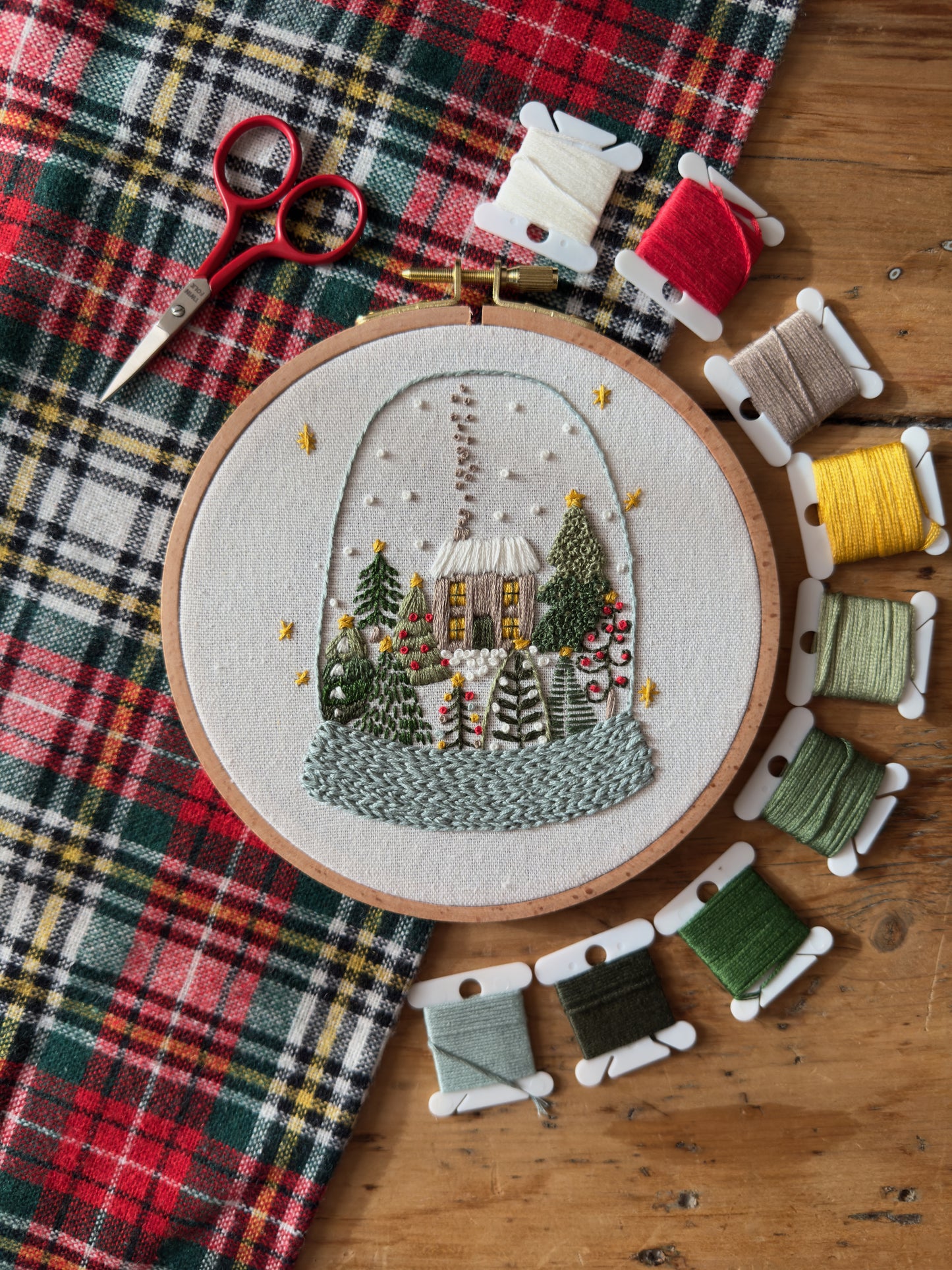 Embroidery Kit - Snow Globe