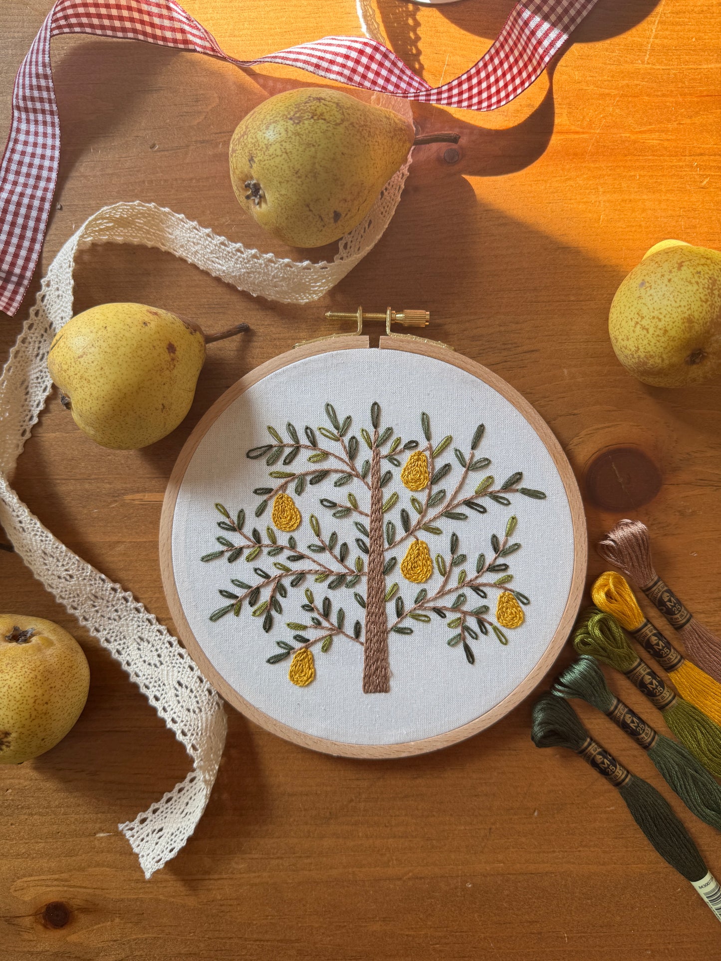 PDF Embroidery Pattern - Pear Tree